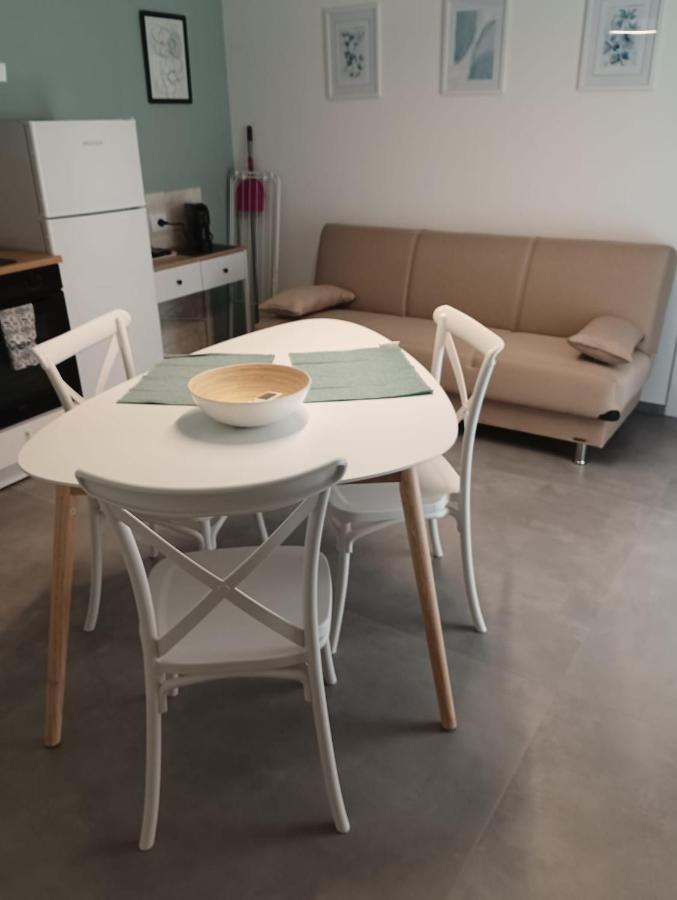 バーリCasa Di Monique 1アパートメント エクステリア 写真